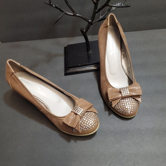 NWOT RED DRAGONFLY  Bow-Tied Wedge Heel Shoes - Picture 6 of 8